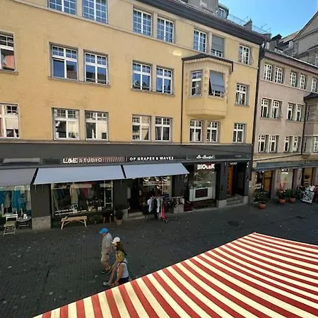 Cozy In Oldtown Zurich5 Apartmán