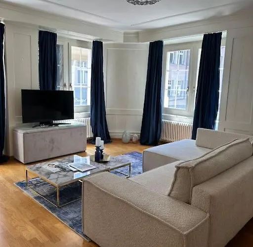 Cozy In Oldtown Zurich5